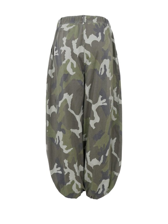 Black Colour - BCAllly BAlloon Pant Camoufalg