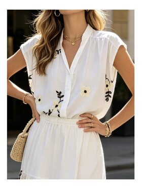 Qnuz - Flower Blouse Qnuz - Flower Blouse