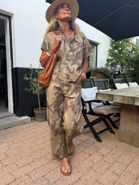 Cabana Living - Wild Balo Pants