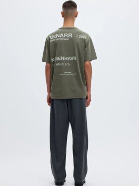 ANNARR - ANRRO Location SS O-Neck Tee ANNARR - ANRRO Location SS O-Neck Tee