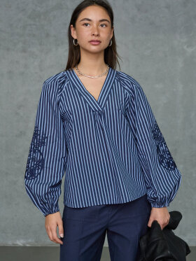 Love & Divine - Love1529-2 Blouse