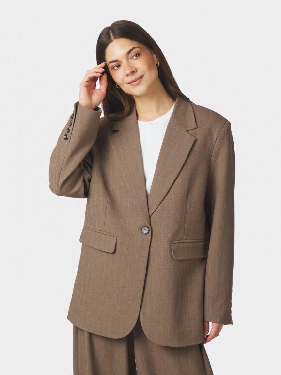 Neo Noir - Gaby Pinstripe Blazer Taupe