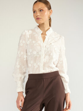 Numph - NULenea Shirt Bright white Numph - NULenea Shirt Bright white