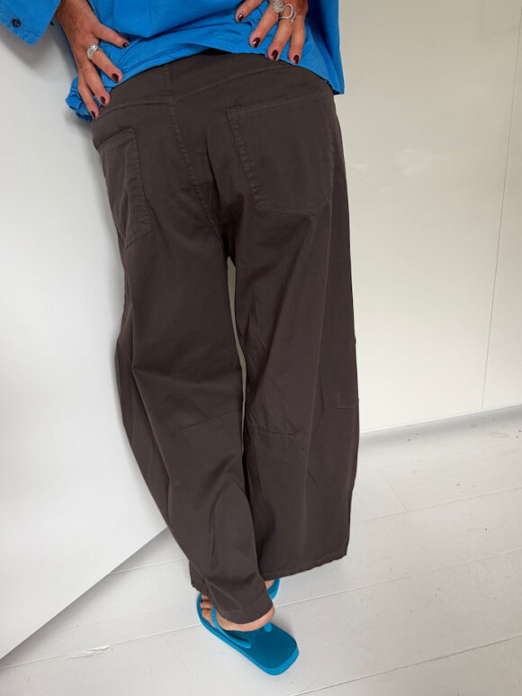 Cabana Living - Unito Buks Brown