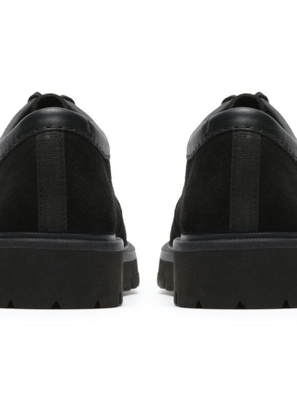 Clarks - Cleyhill Seam G Shoes