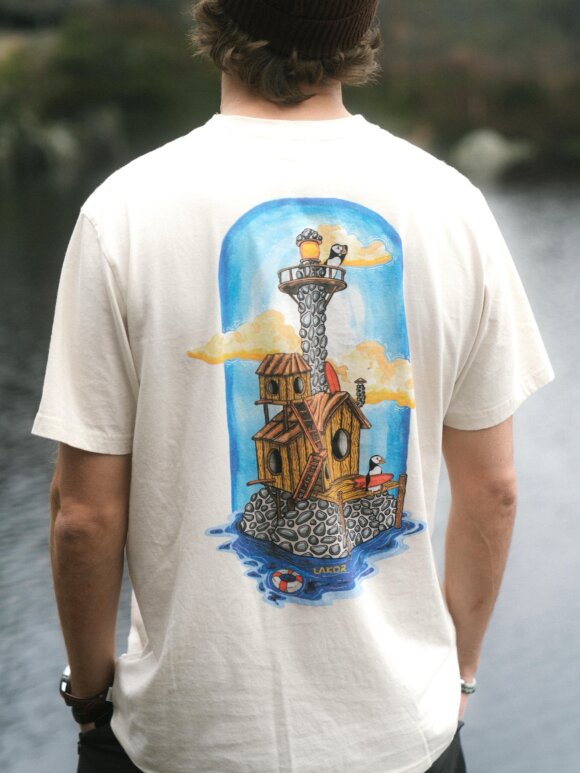 Lakor - Sea Parrot Summerhouse T-shirt