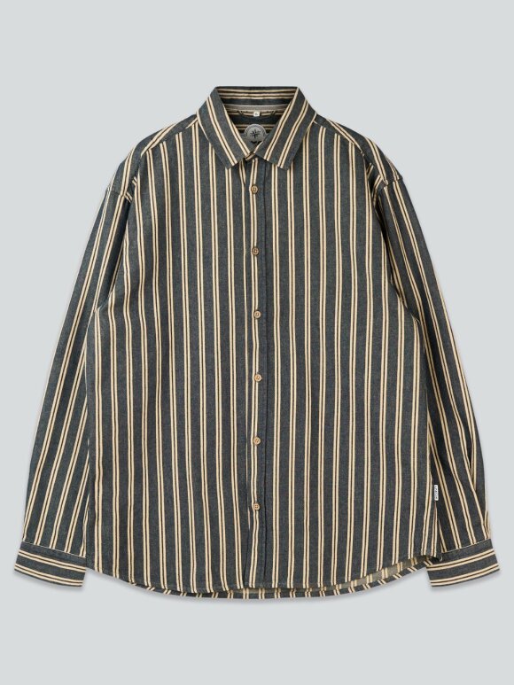 Lakor - Midé Shirt