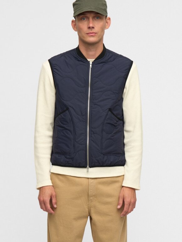 Anerkjendt - AKROBIN QUILET GILET