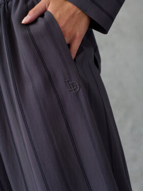 Love & Divine - Love1623 Pants Grey Stripes Love & Divine - Love1623 Pants Grey Stripes