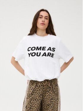 Gossia - LoulouGO Tee White Gossia - LoulouGO Tee White