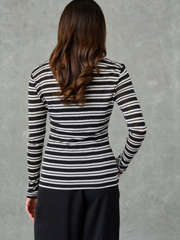 Love & Divine - Love1625 T-Shirts Black Strip