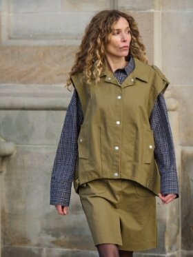 La Rouge - Daniella Waistcoat Khaki