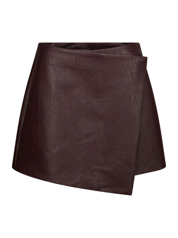 Neo Noir - Elayne Faux Leather Skorts Bor