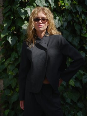Neo Noir - Tiria Slim Pinstripe blazer