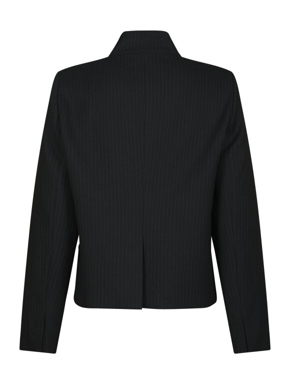 Neo Noir - Tiria Slim Pinstripe blazer