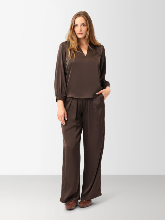 Karmamia - Blake Pants semi rich d. brown