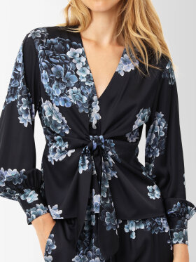 Karmamia - Blair Blouse - Hydrangea