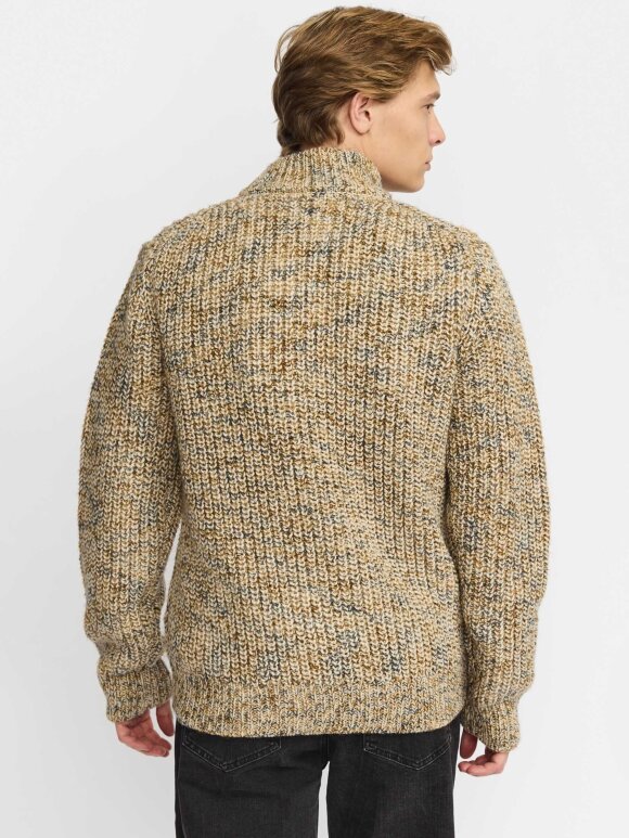 Revolution - Zipped Knit Cardigan