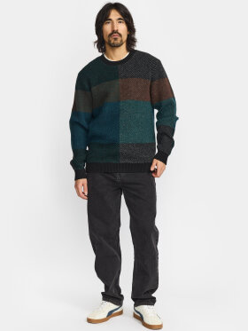 Revolution - Knit Sweater Revolution - Knit Sweater