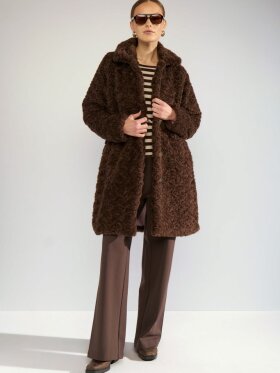 Numph - NUFurda Jacket Black Coffee Numph - NUFurda Jacket Black Coffee