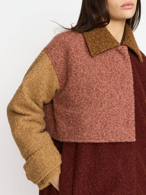 Selfhood Dame - Block Trenchcoat