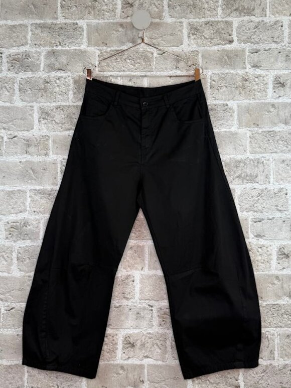 Cabana Living - Unito Buks Black