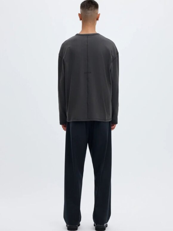 ANNARR - ANREske Stitches LS O-Neck Tee