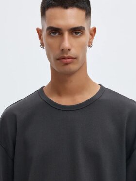 ANNARR - ANREske Stitches LS O-Neck Tee ANNARR - ANREske Stitches LS O-Neck Tee