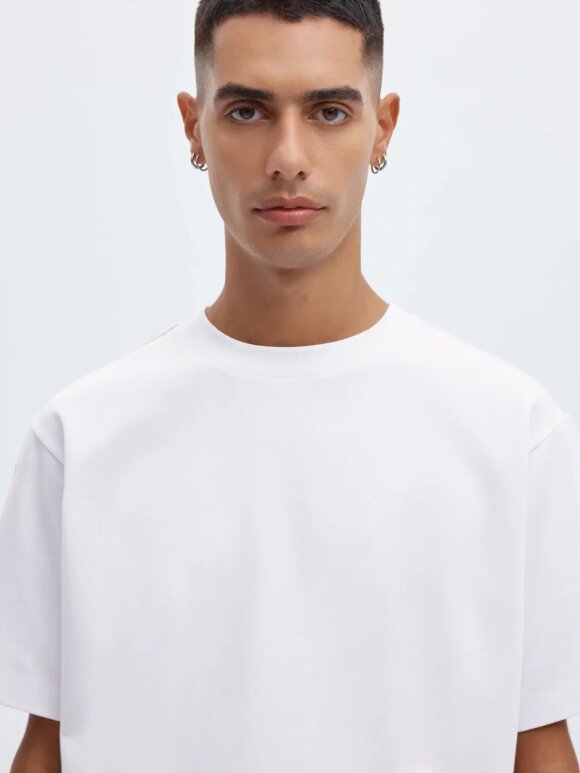 ANNARR - ANRIsak Logo SS O-Neck Tee