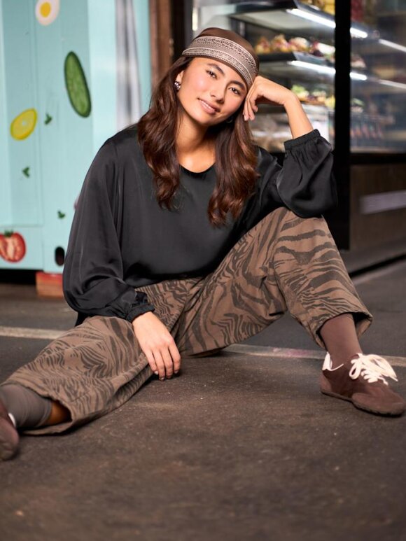 Black Colour - BCCofelia Barrel Pant Espresso