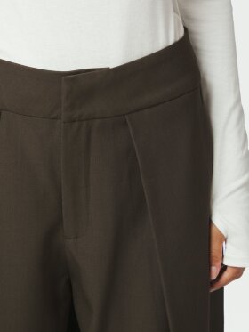 Neo Noir - Lucille Structure Pants