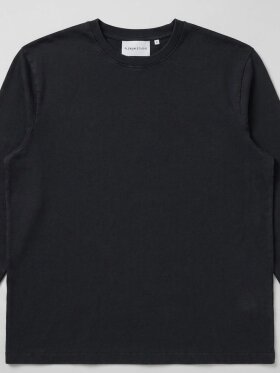Plenum Studio - NEW LONG TEE Plenum Studio - NEW LONG TEE