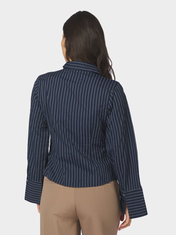 Neo Noir - Fenli Slim Striped Shirt Navy