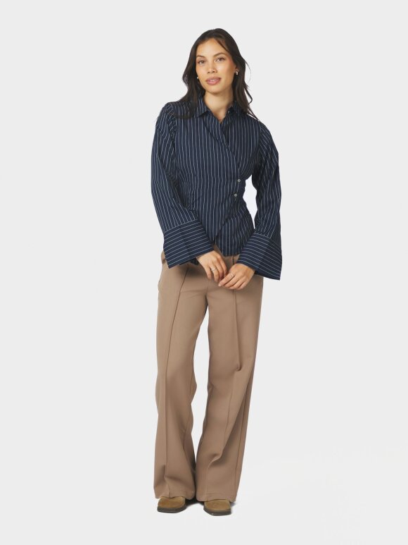 Neo Noir - Fenli Slim Striped Shirt Navy