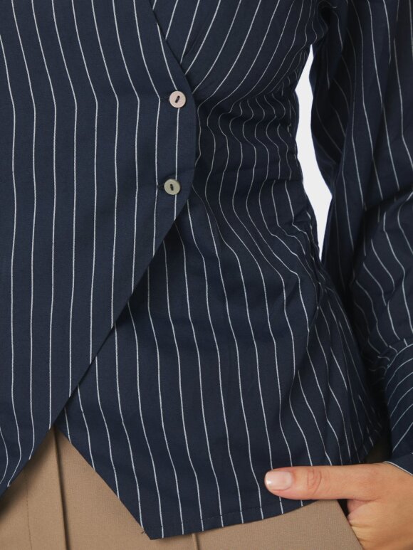 Neo Noir - Fenli Slim Striped Shirt Navy