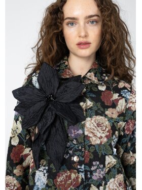 Coster Copenhagen - Big Flower and bow brooch Coster Copenhagen - Big Flower and bow brooch