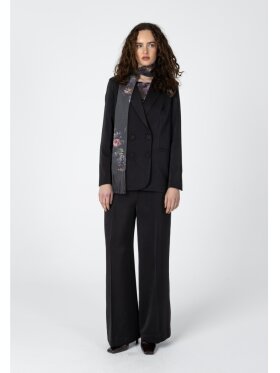 Coster Copenhagen - Pants with wide legs Petra fit