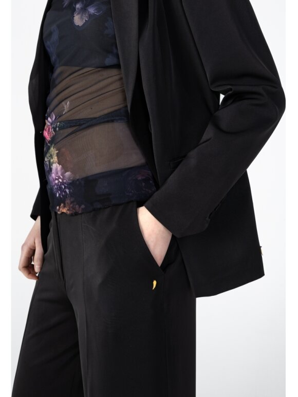 Coster Copenhagen - Pants with wide legs Petra fit