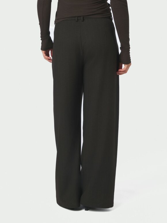 Neo Noir - Essiall Pinstripe Pants Antrac
