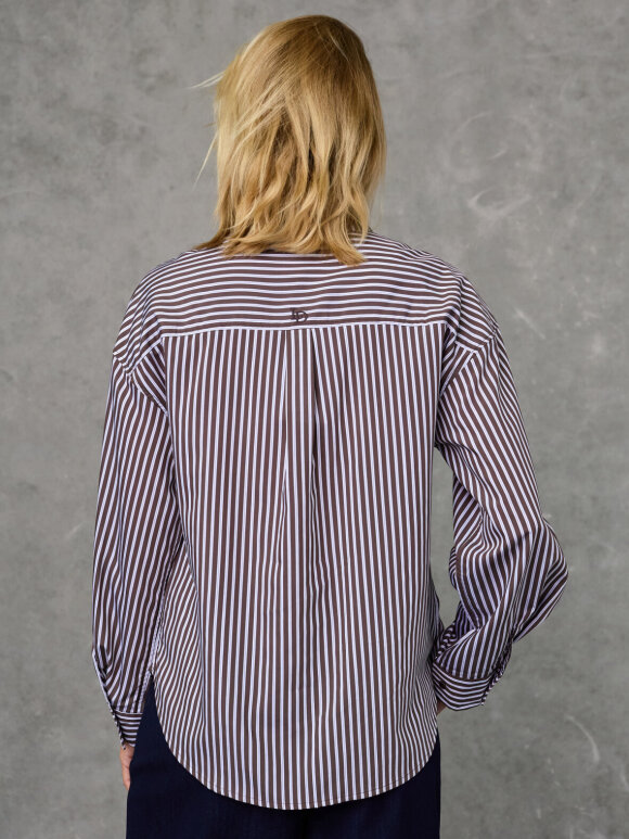 Love & Divine - Love1663 Shirts Brown Stripe