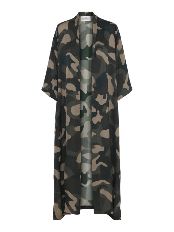 Karmamia - Camouflage kimono black