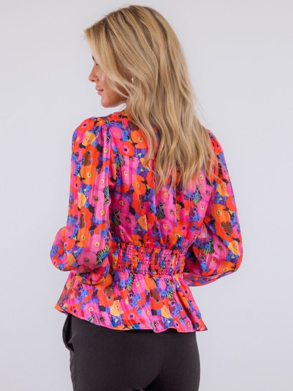 Neo Noir - Meryl flower blouse pink